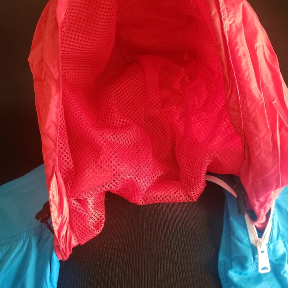 Tommy Hilfiger Water Resistant  Windbreaker size Large.   FF140 - Picture 6 of 7